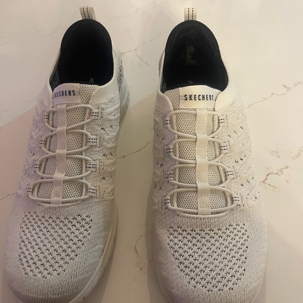 Skechers Men's White Knit Sneakers